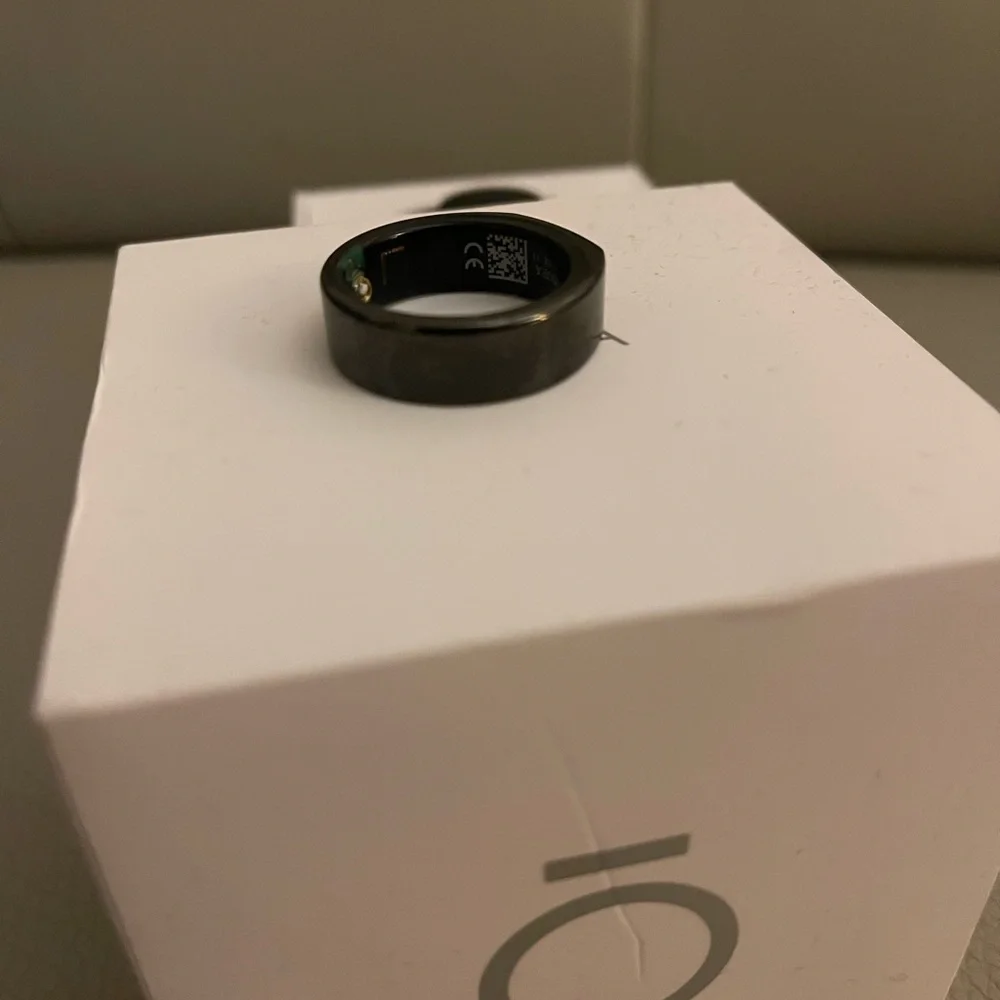 Oura Ring | Heritage Black Size 11